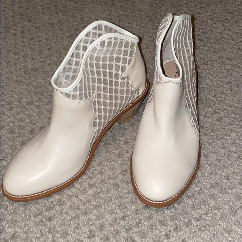 Bootie Shoes DSW Kelsi Dagger Size 6.5